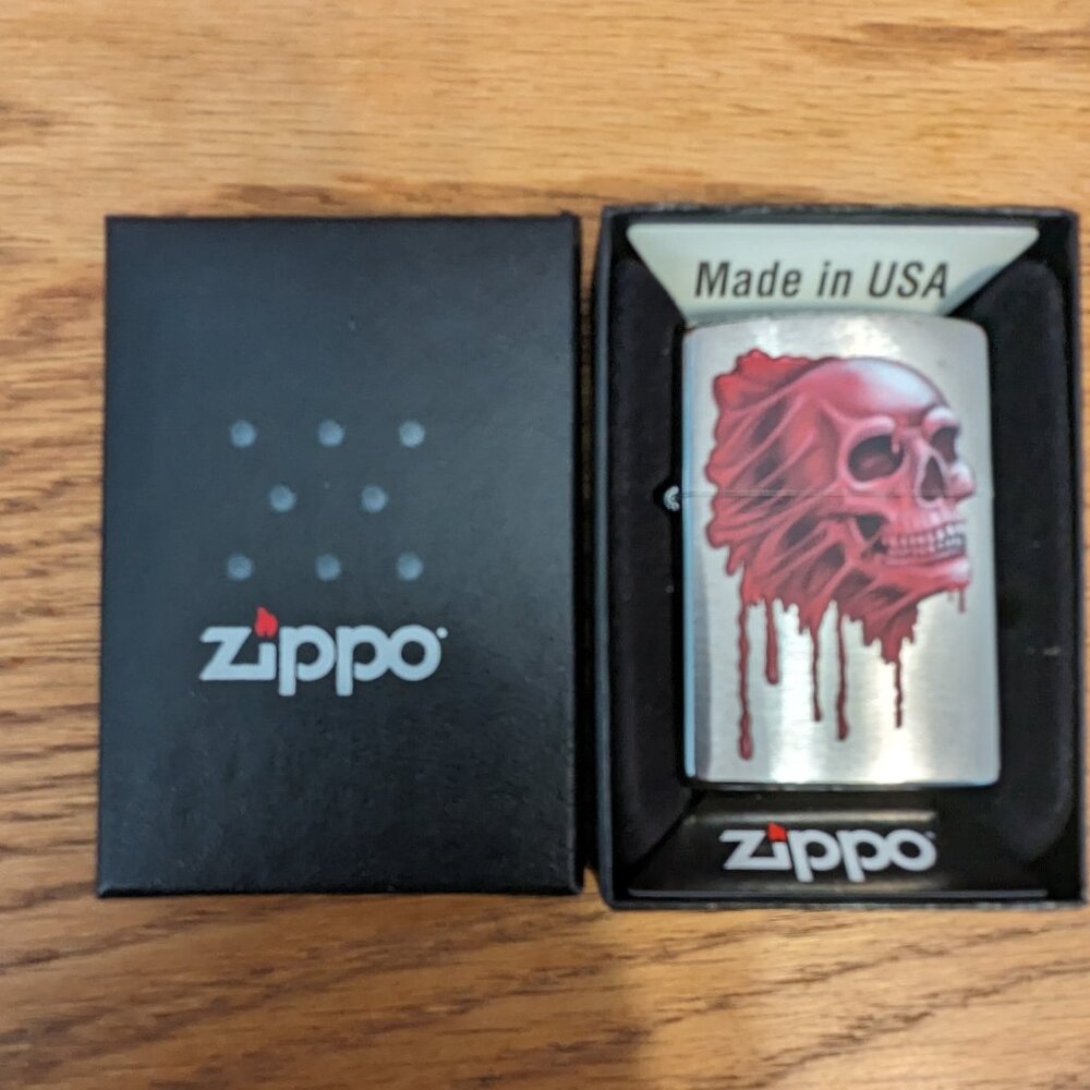 Zippo Lighter NEW SKull Design Red